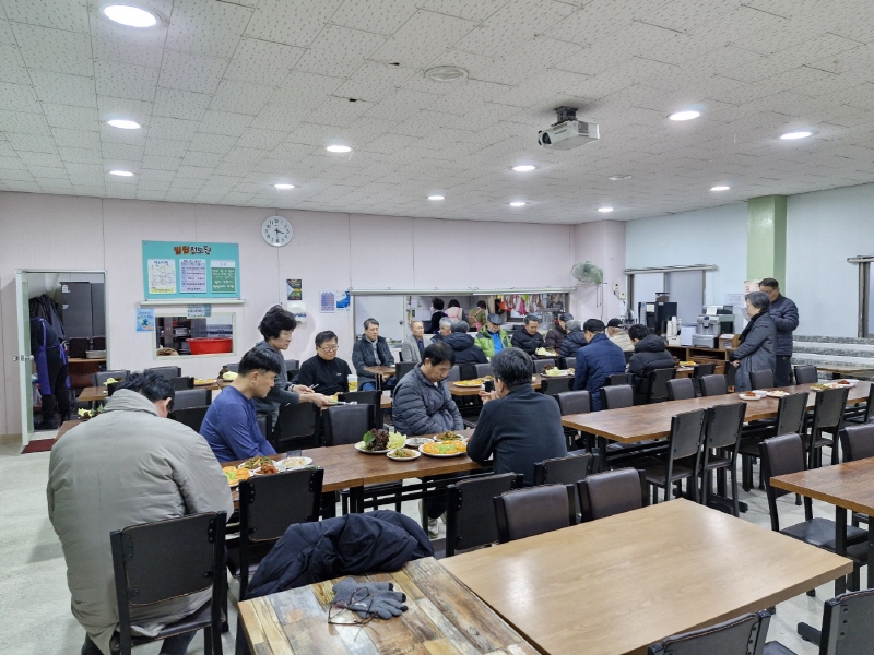 d3c0aa97fc2008613531c34be25ec2e3_1732980483_8875.jpg
