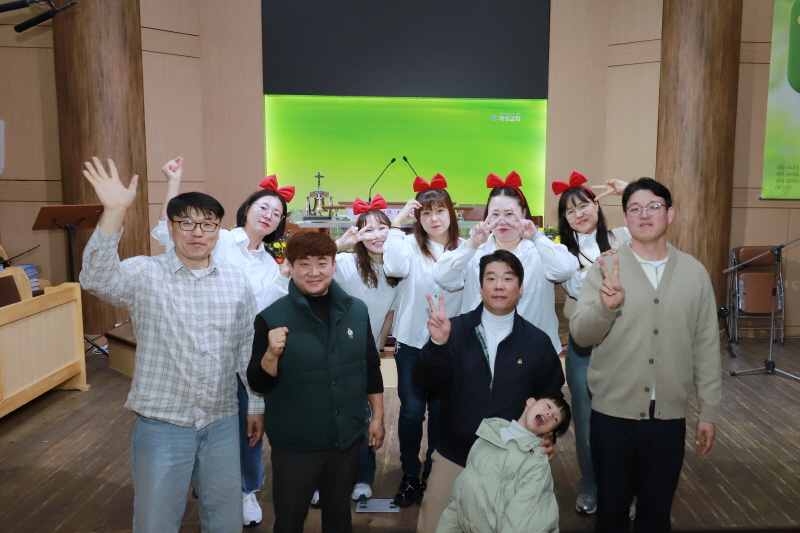 f98aed7cb49556bac1e1c90d809b8c5c_1763707855_2674.JPG