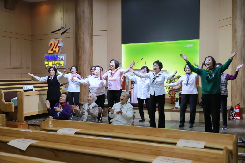 f98aed7cb49556bac1e1c90d809b8c5c_1763708332_9983.JPG